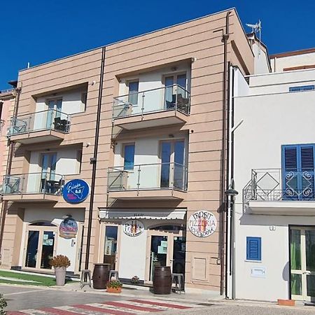 Belvedere Rent Rooms Campofelice Di Roccella Ngoại thất bức ảnh